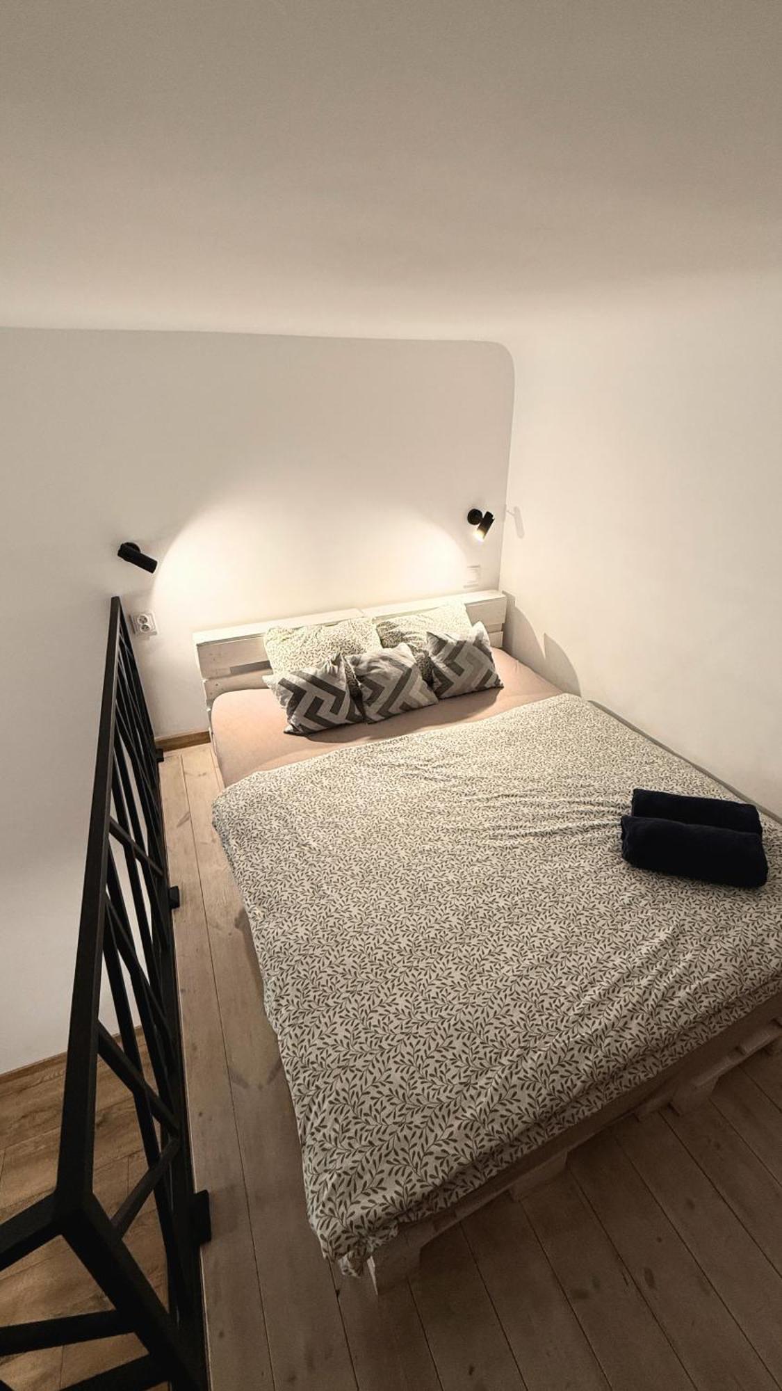 Apartamenty Dream Place Z Klimatyzacja ทอรูน ภายนอก รูปภาพ