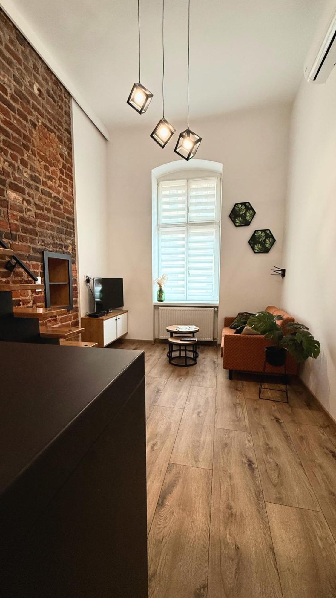 Apartamenty Dream Place Z Klimatyzacja ทอรูน ภายนอก รูปภาพ