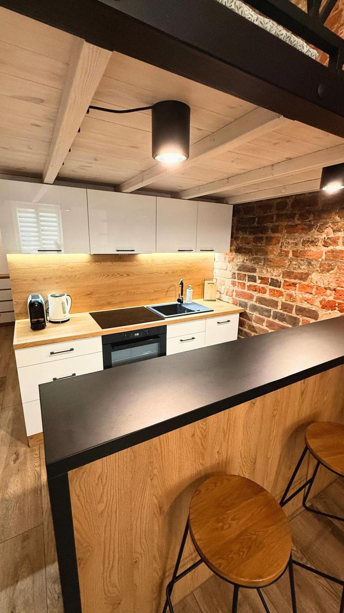 Apartamenty Dream Place Z Klimatyzacja ทอรูน ภายนอก รูปภาพ
