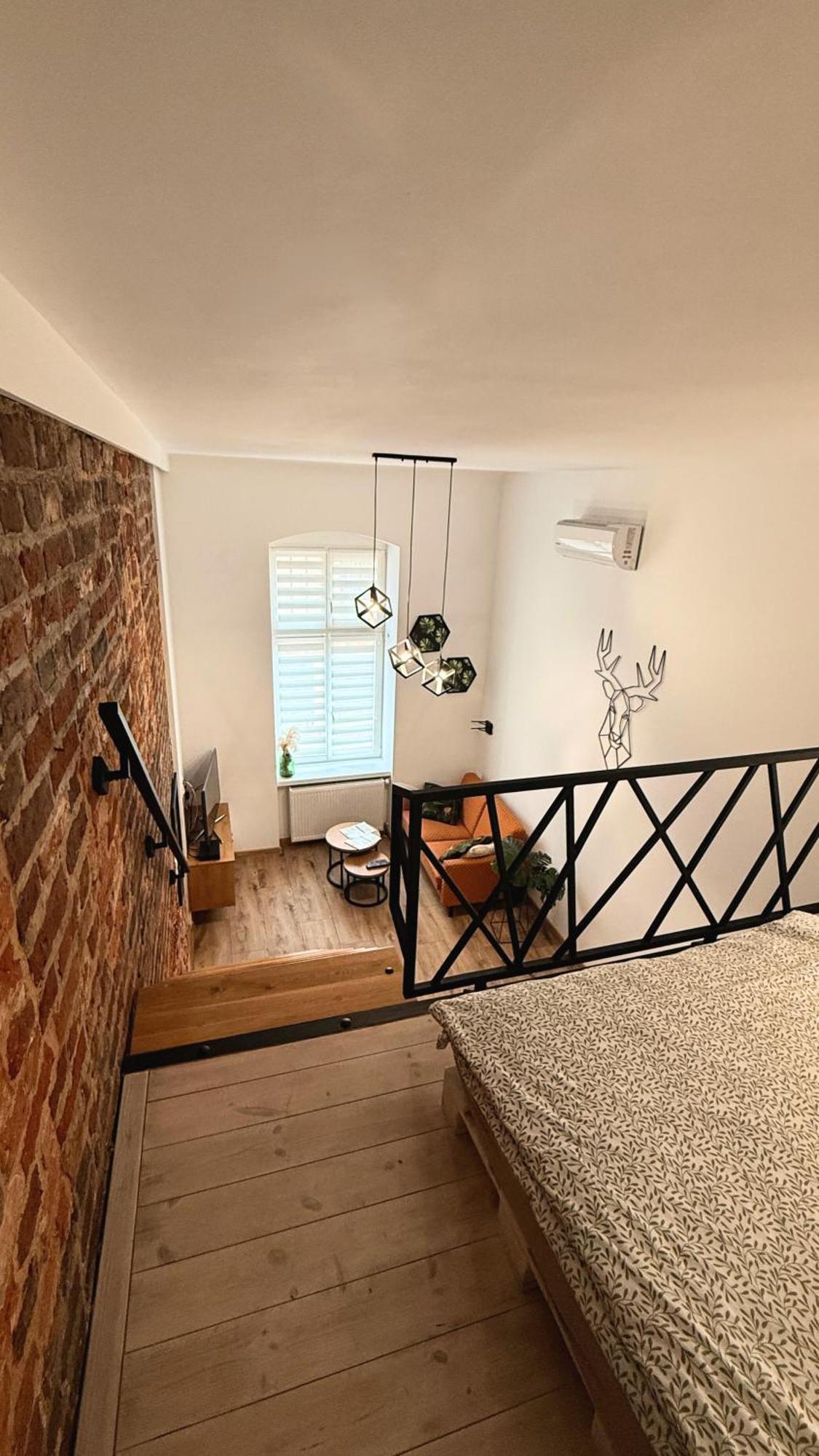 Apartamenty Dream Place Z Klimatyzacja ทอรูน ภายนอก รูปภาพ